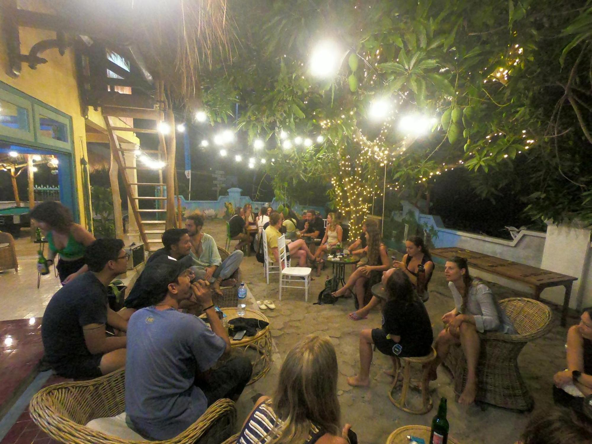 Indigo Motel كاريمونجاوا المظهر الخارجي الصورة