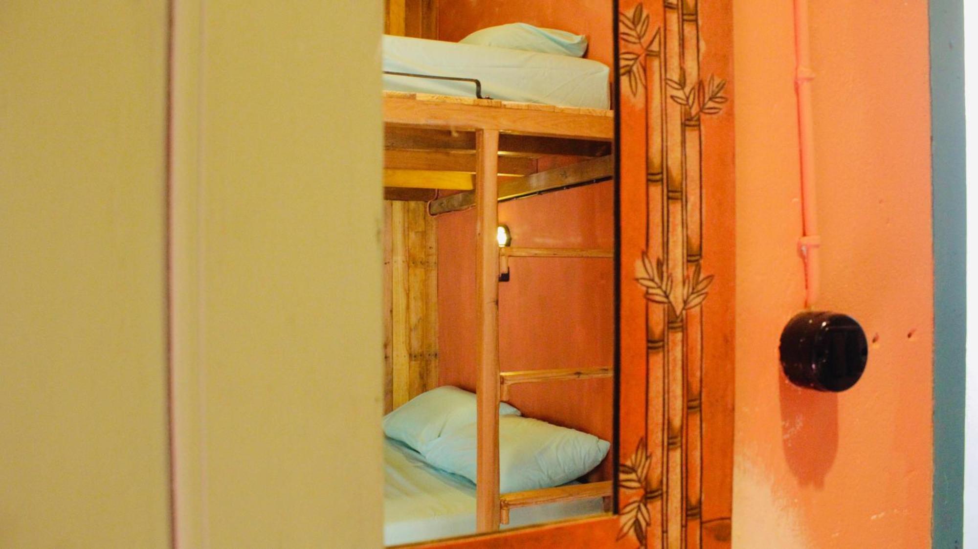 Indigo Motel كاريمونجاوا المظهر الخارجي الصورة
