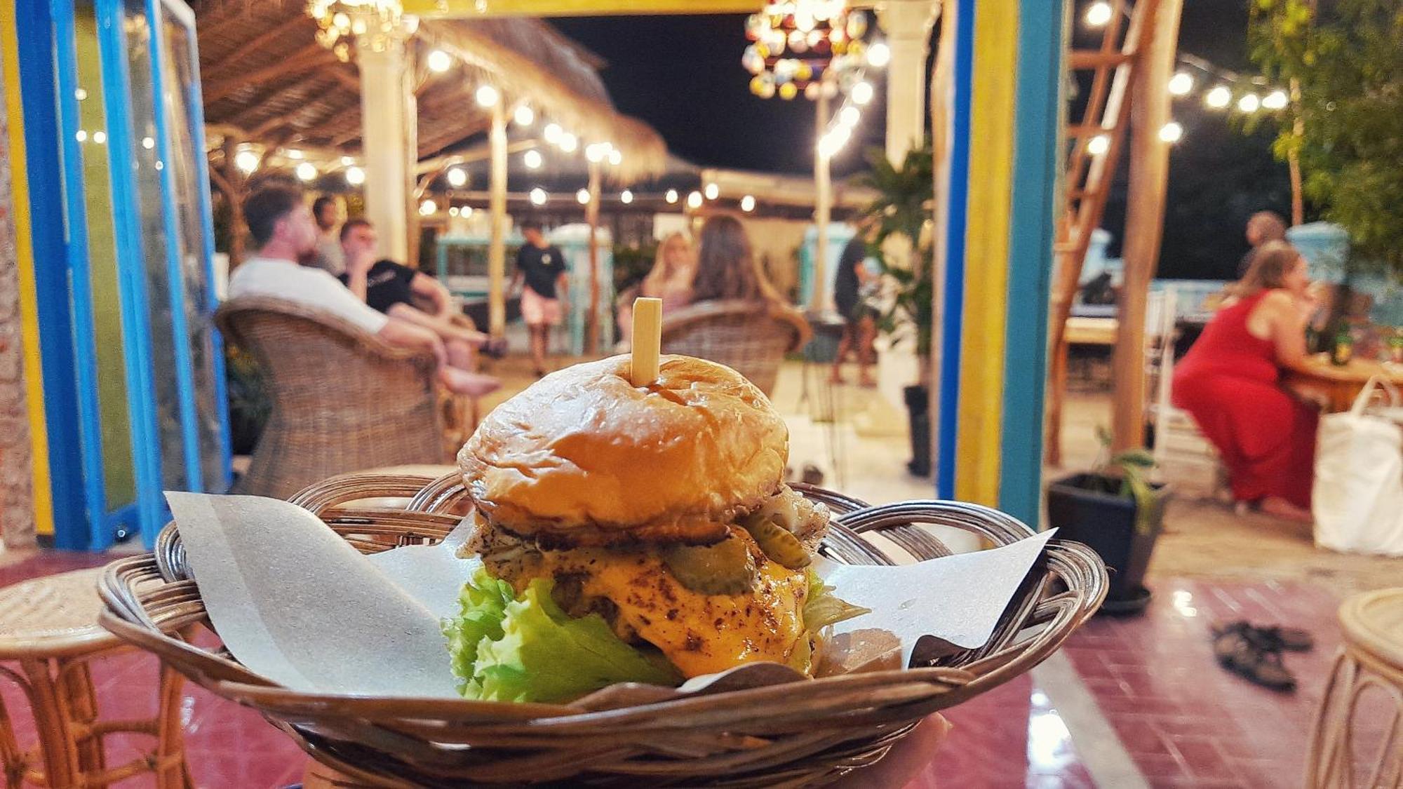 Indigo Motel كاريمونجاوا المظهر الخارجي الصورة